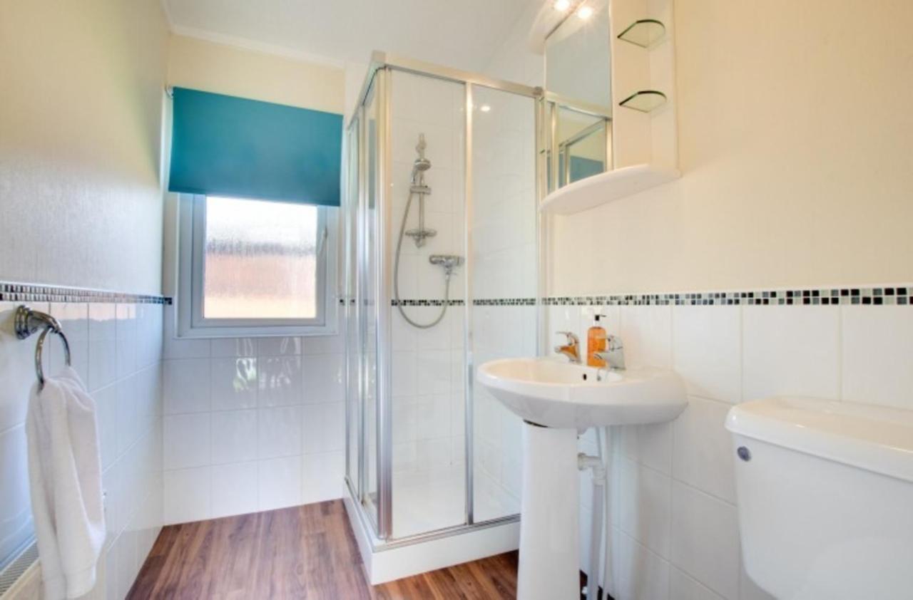 Stunning 3-Bed Hot Tub Lodge Northumberland Felton  外观 照片