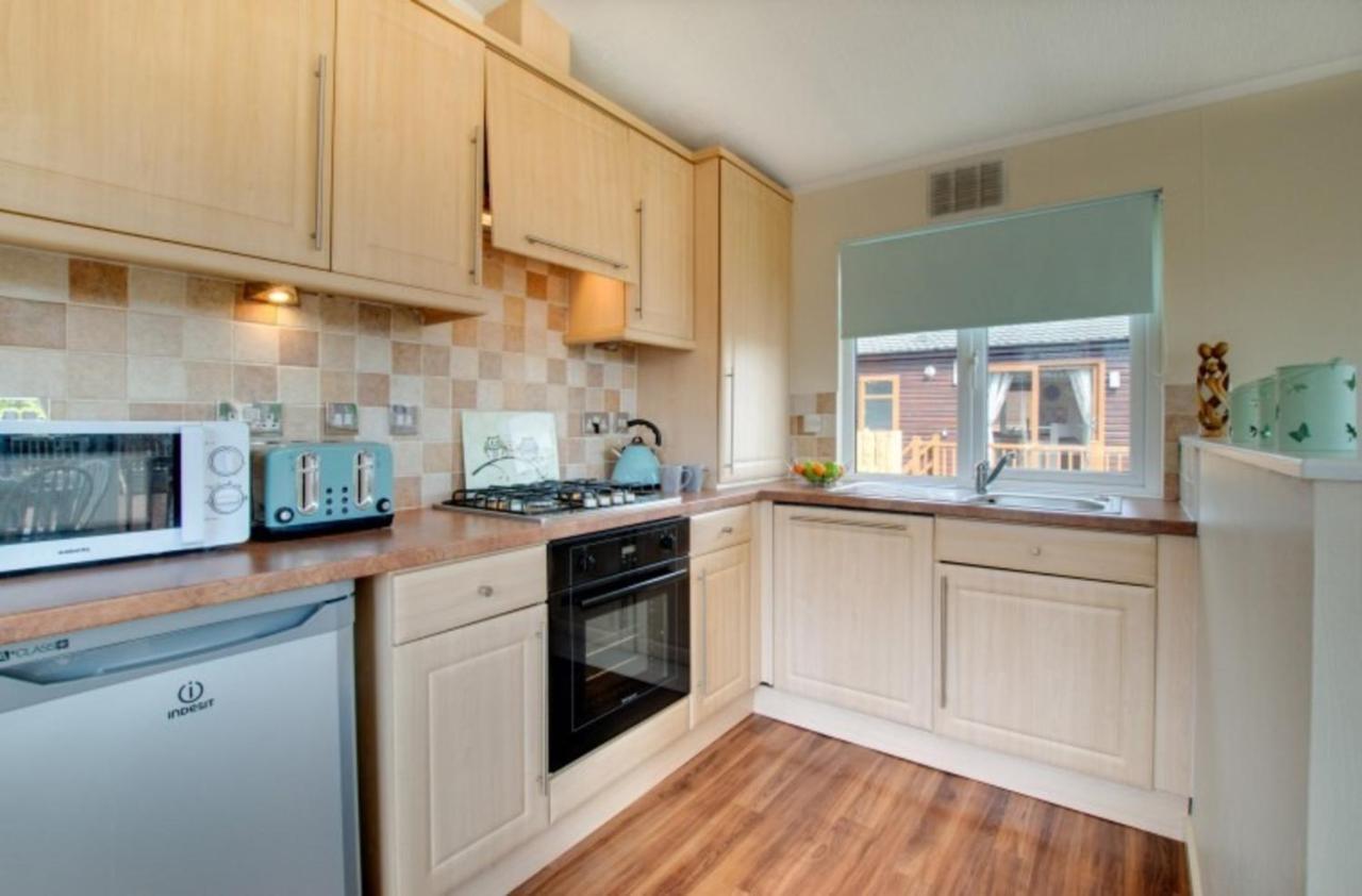Stunning 3-Bed Hot Tub Lodge Northumberland Felton  外观 照片